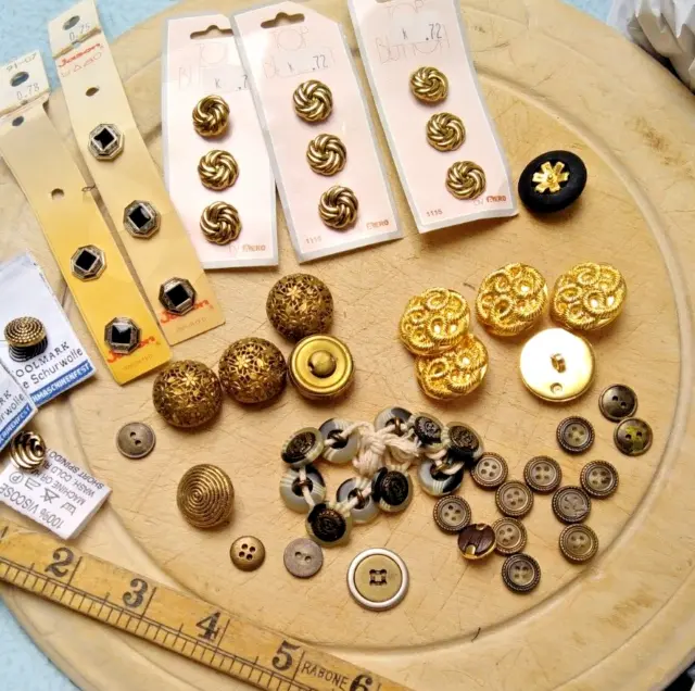mixed vintage buttons unusual job lot gold colour, metallic etc some unused