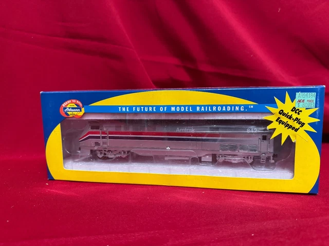 HO Scale Athearn RTR Amtrak P-42 #842 ATH94184 NOS RE NUMBERED