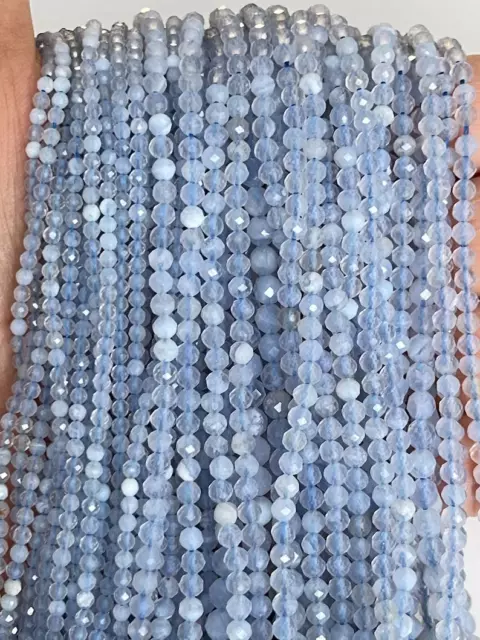 Lot de 10 brins de perles de pierres précieuses à facettes en calcédoine...