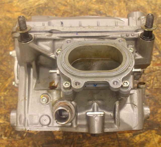DUCATI STREETFIGHTER V2 Panigale V2 2022 2023 rear cylinder vertical ...