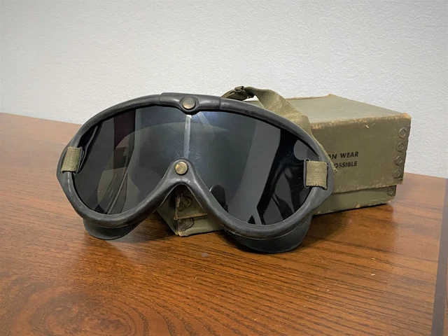 ORIGINAL WWII US MILITARY M-1944 GOGGLES w/ TINTED LENS - POLAROID - DATED 1944 ORIGINAL WWII US MILITARY M-1944 GOGGLES w/ TINTED LENS - POLAROID - DATED 1944
