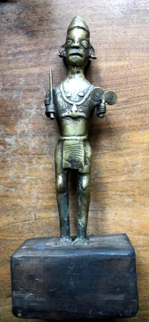 Naga Krieger Figur Messing  Indien Myanmar