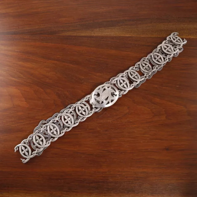 Chinese Silver Belt Overlapping Crescents, Pinwheel Centers,2 Elephants Buckle