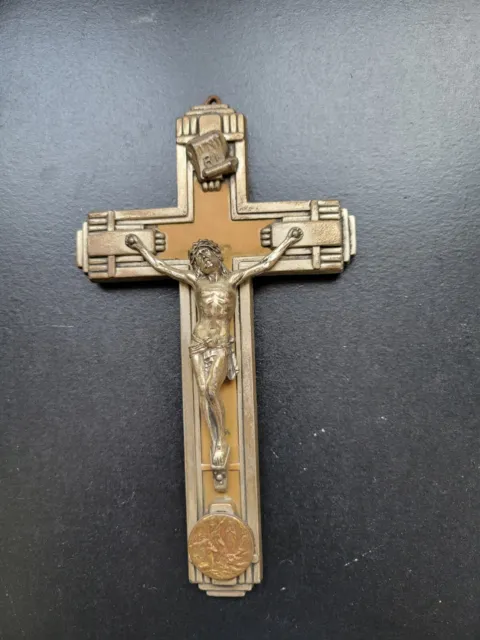 crucifix ancien