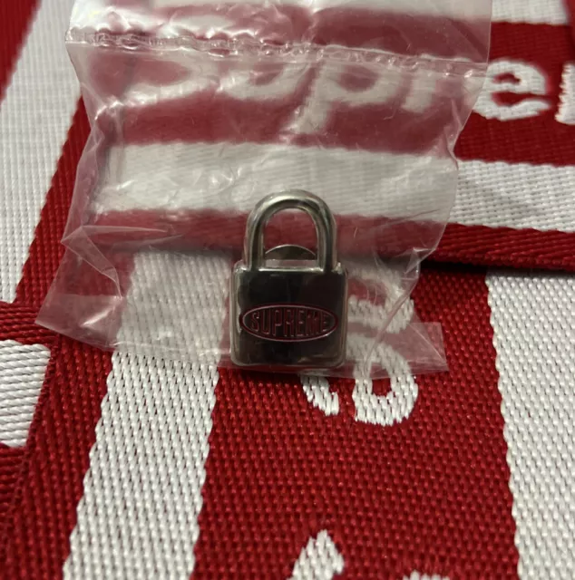 SUPREME LOCK PIN FW18 16.00 PicClick