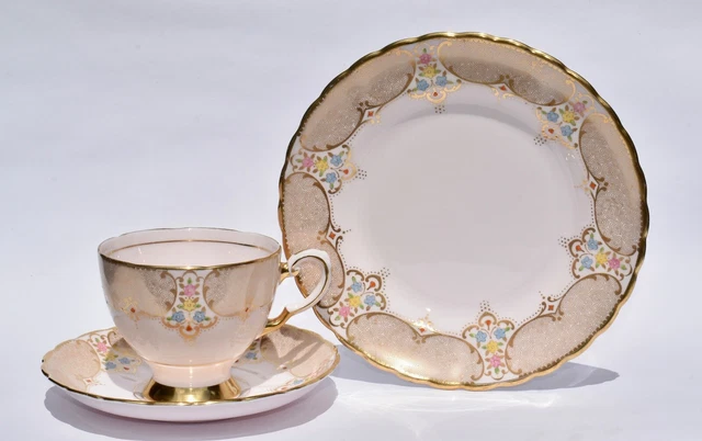 Pretty Vintage Pale Pink Tuscan Trio - Gilt Seaweed Chintz 8821H, Multiple Avail