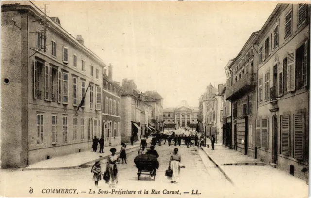 CPA COMMERCY - La Sous-Préfecture et la Rue Carnot (432588)