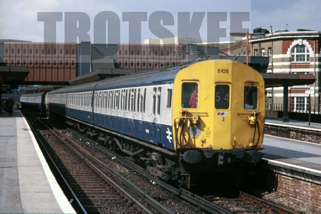 35MM SLIDE BR British Rail Electric EMU Class 4EPB 5105 London Bridge ...