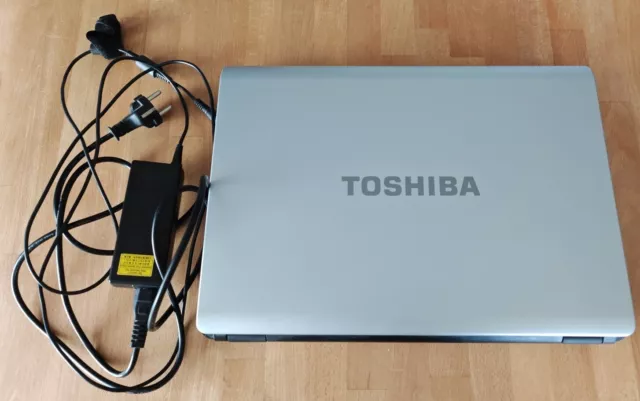 Notebook/Laptop Toshiba Satellite L350 - 16S (PSLD0E-06S00YGR)