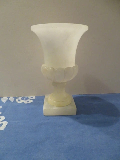 Vase En Albâtre Veiné Avec Couvercle - Blanc - 12x11 Cm - XXe Italie/Espagne