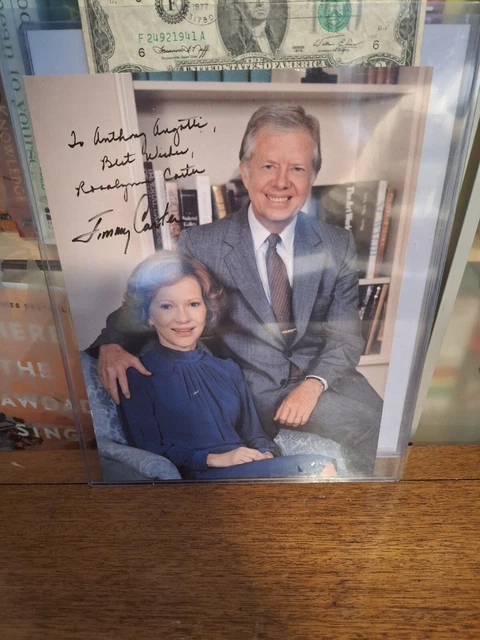 Jimmy & Rosalyn Carter Signed  8x10 Photo & Stamped 2  Dollar Bill On Inaug. Day