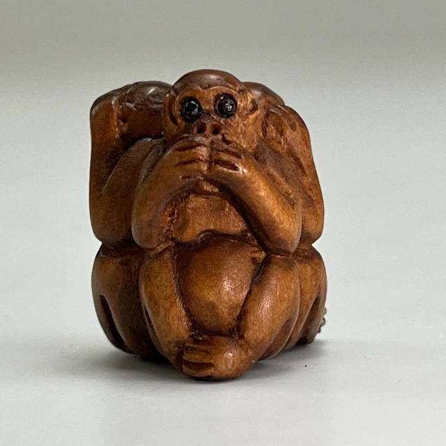 Japanese Netsuke Monkeys Speak No Evil Hand Carved Boxwood 1” Signed 石川 Ishikawa