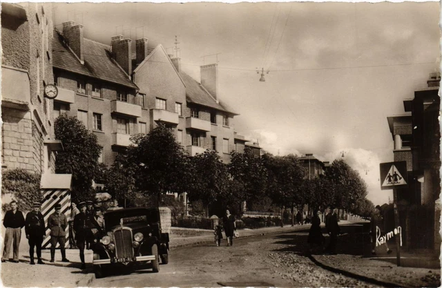 CPA Champigny-sur-Marne - L'Entree des Gardes (275079)