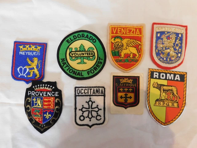 Pin's Badge Souvenir Île De La Réunion - Drapeau Pays Blason - Akachafactory