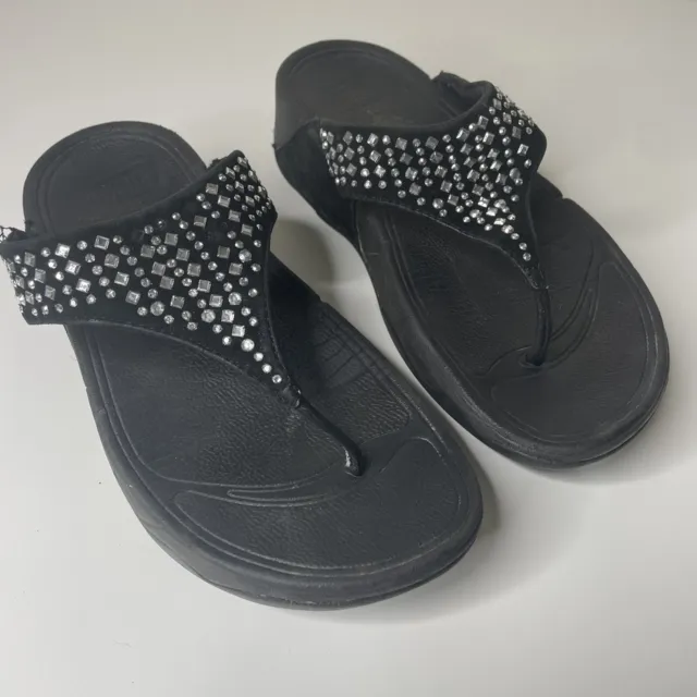 FitFlop Novy Black Women's Size 5 Wedge Thong Sandals Embellished Rhinestones
