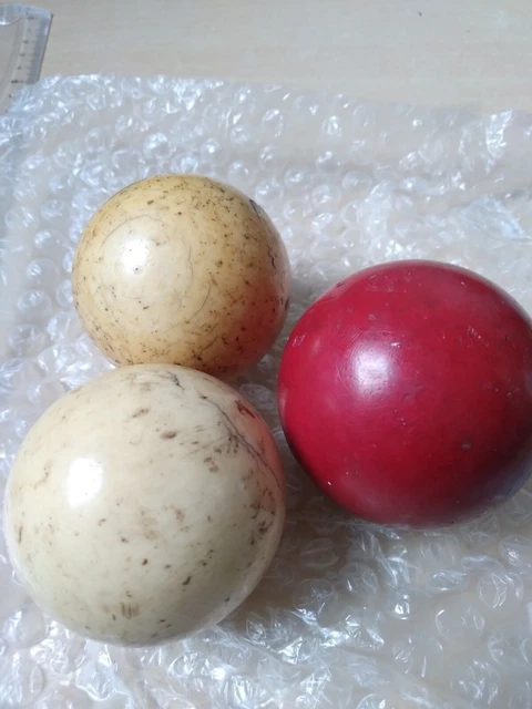 ANCIEN COFFRET 3 boules de billards matière noble XIX° Napoléon III EUR