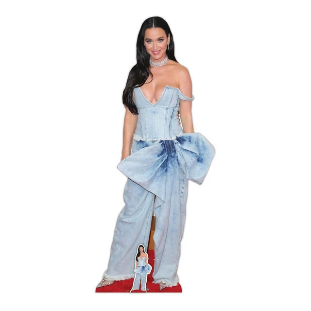Découpe Carton Nikki Bella WWE – Figurine Lifesize + Mini Carte, Standee, Accessoire événement, Neuf