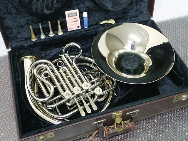 Holton H279