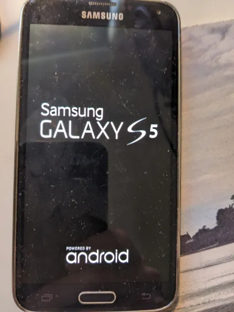 Samsung Galaxy S5 LTE-A SM-G906S 16GB Unlocked - Charcoal Black