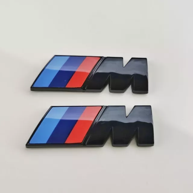 2 Stück BMW M Emblem Logo schwarz glänzend Kotflügel badge Aufkleber 45x15MM