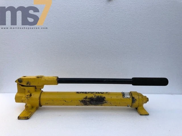 Enerpac P39 Ultima Single-Speed Hydraulic Hand Pump – 10,000 PSI (700 Bar), Manual