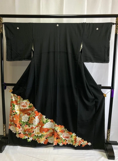 Vintage Japanese kimono - Kuro tomesode with Beautiful embroidery 3