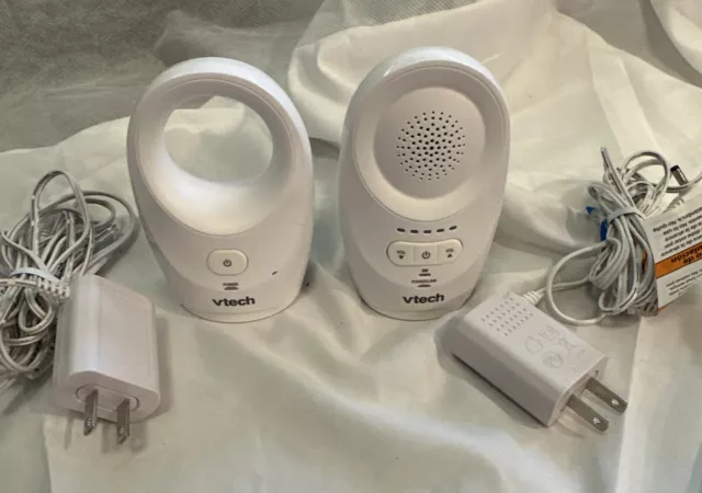 VTech DM1111 Enhanced Digital Audio Baby Monitor - White