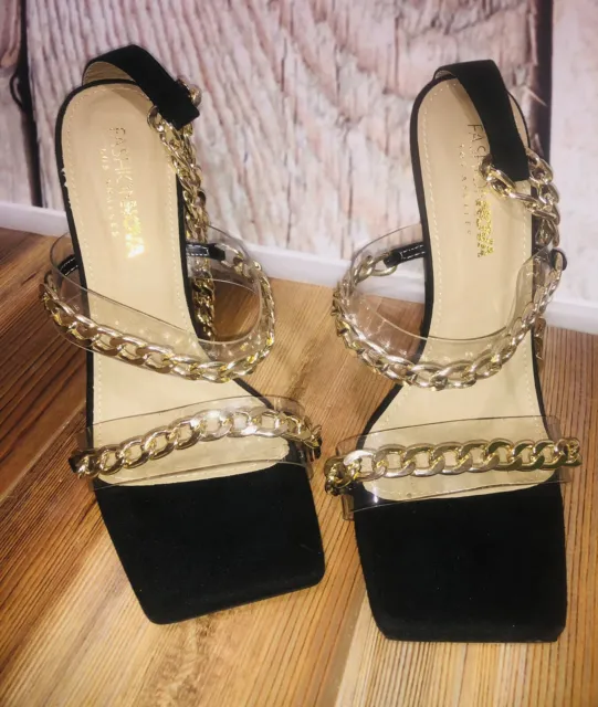 FASHION NOVA Los Ángeles Date Night Heels Size 6.5 Women’s Gold Chain