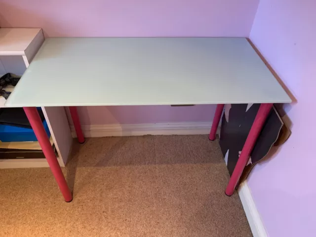 Linnmon glass top discount