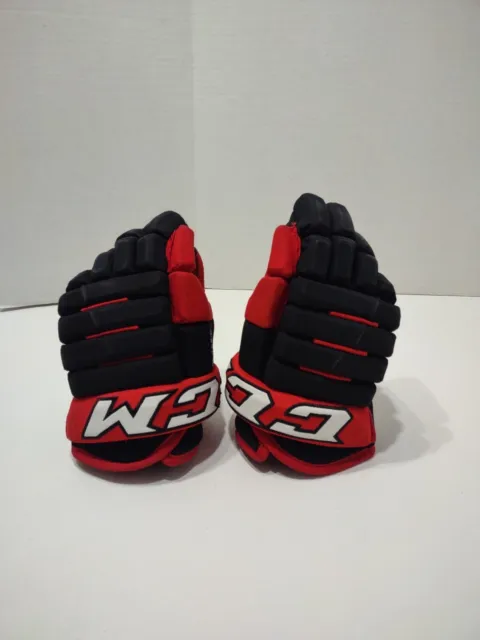 CCM  Ice Hockey Black/Red Gloves Youth YT  Size-11”/ 28 HG Classic