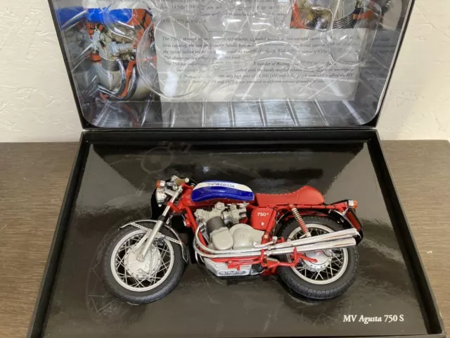 Minichamps 1/12 Mv Agusta 750S