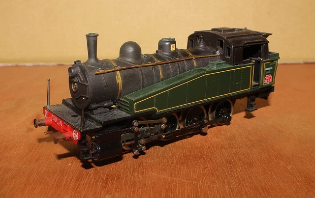 locomotive à vapeur jouef 040 ta dépôt de Batignolles démotorisé dans l'état