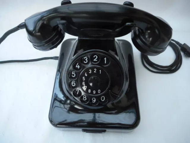 ALTES BAKELIT TELEFON   W48 / W 36 + 1940 + Mix & Genest + restauriert