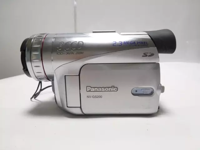Rare Mini DV Panasonic video camera NV-GS200