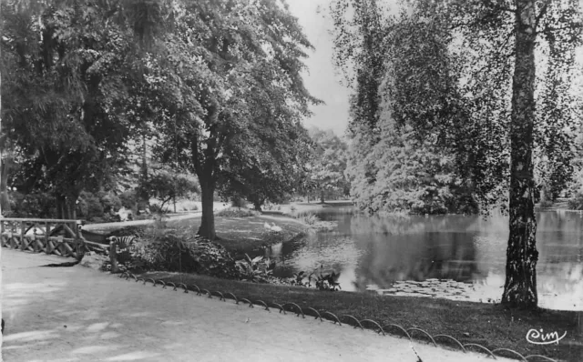 TOURS jardin des prebendes d'oé