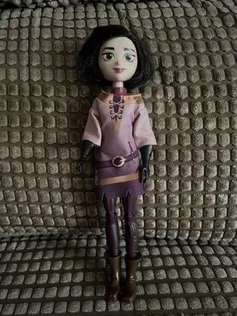 https://www.picclickimg.com/Q50AAOSwjcplQ8TM/Disney-Store-Tangled-The-Series-Rapunzel-Cassandra-Doll.webp