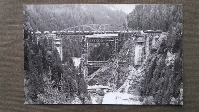 8590 Pressefoto VIADUKT mit Güterzug von 1964