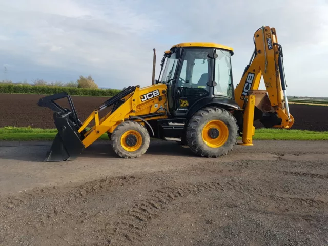 jcb 3cx sitemaster 4wd wheeled digger excavator cat dumper loader loading shovel