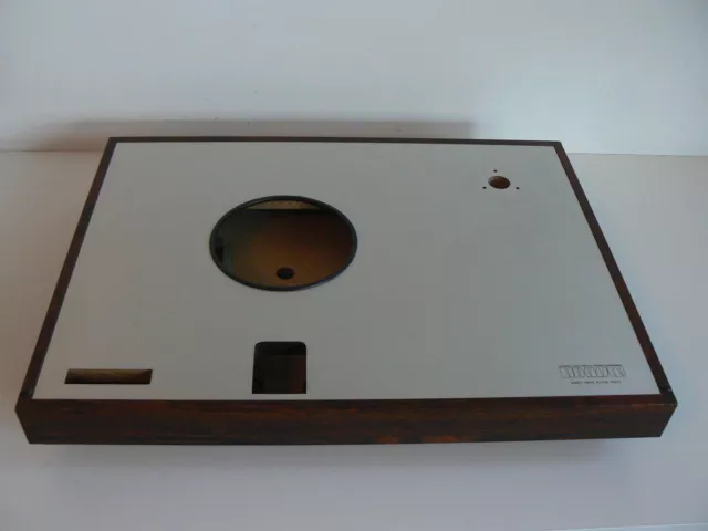 Luxman PD272 turntable plinth