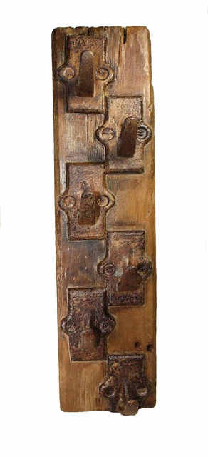 Vintage Heavy Duty Cast Iron Tack hooks Barn Wood Antique Coat Hat Primitive