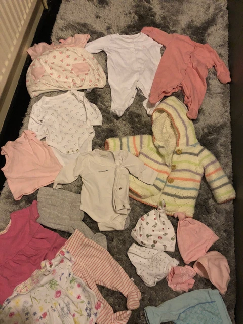Baby Girls Mixed Clothes Bundle Babygro Dress Tops Etc Age 0/1 Month