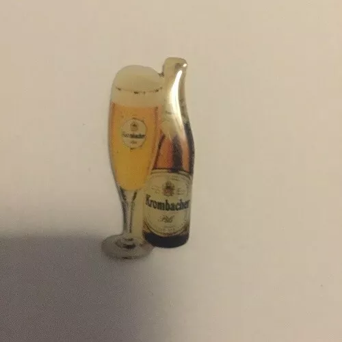 Krombacher Pils Flasche Glas Bier Brauerei Pin !!