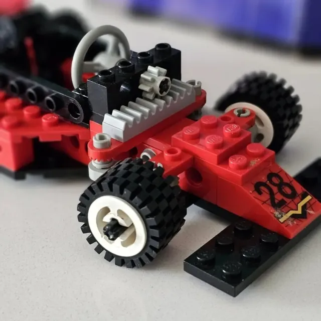 VINTAGE Lego 90s TECHNIC set - FORMULA ONE RACER - 8808 - 100% complete - USED