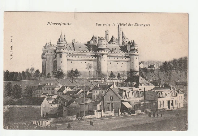 PIERREFONDS - Oise - CPA 60 - le Chateau vue prise de l' hotel des Etrangers
