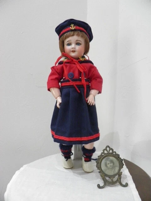 Tres Bel Ensemble  Marin  4 Pieces Rouge Et Bleu Marine Pour Bleuette