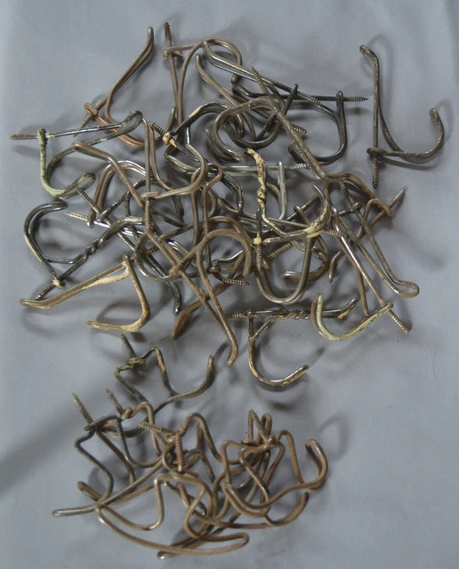 LOT 34 ANTIQUE C 1900 WARDROBE / CLOSET WIRE CLOTHING DOUBLE HOOKS (x20) 3