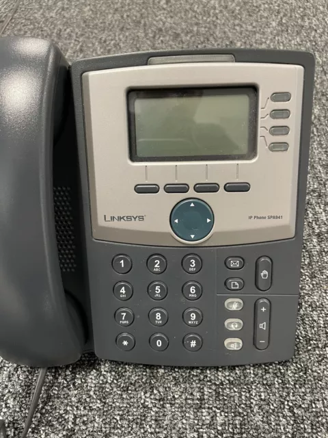 Linksys SPA941 - UK IP 2-Leitung VoIP Business Desktop Display Telefon + Ständer