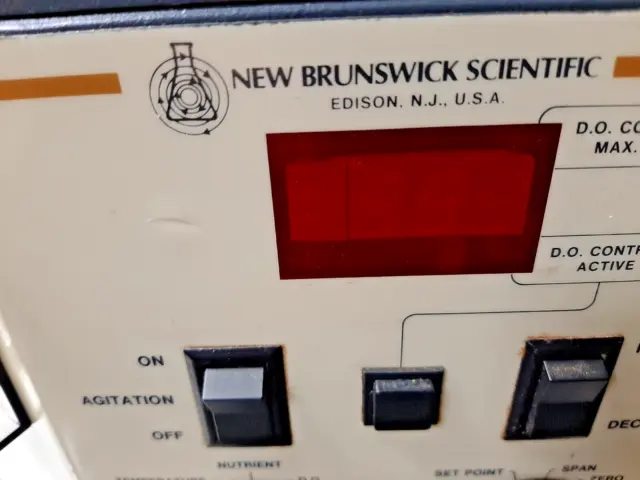 New Brunswick Scientific Bioflo Bio Flo Iii Bioflow Batch Continuous Fermentor 3 2