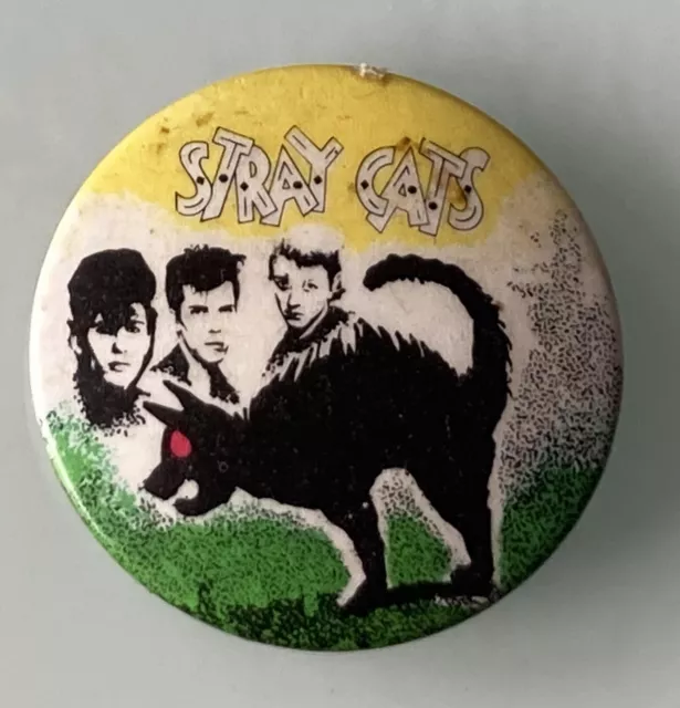 STRAY CATS OLD METAL BUTTON BADGE FROM THE 1980's ROCKABILLY BRIAN SETZER