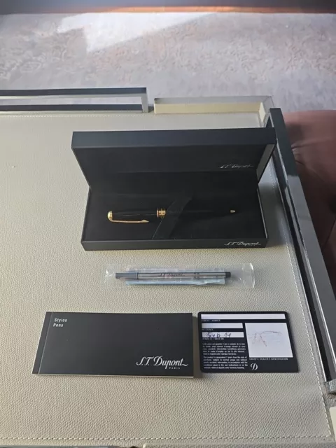 ST DuPont Olympio Black Lacquer & Gold Plated Ballpoint Pen